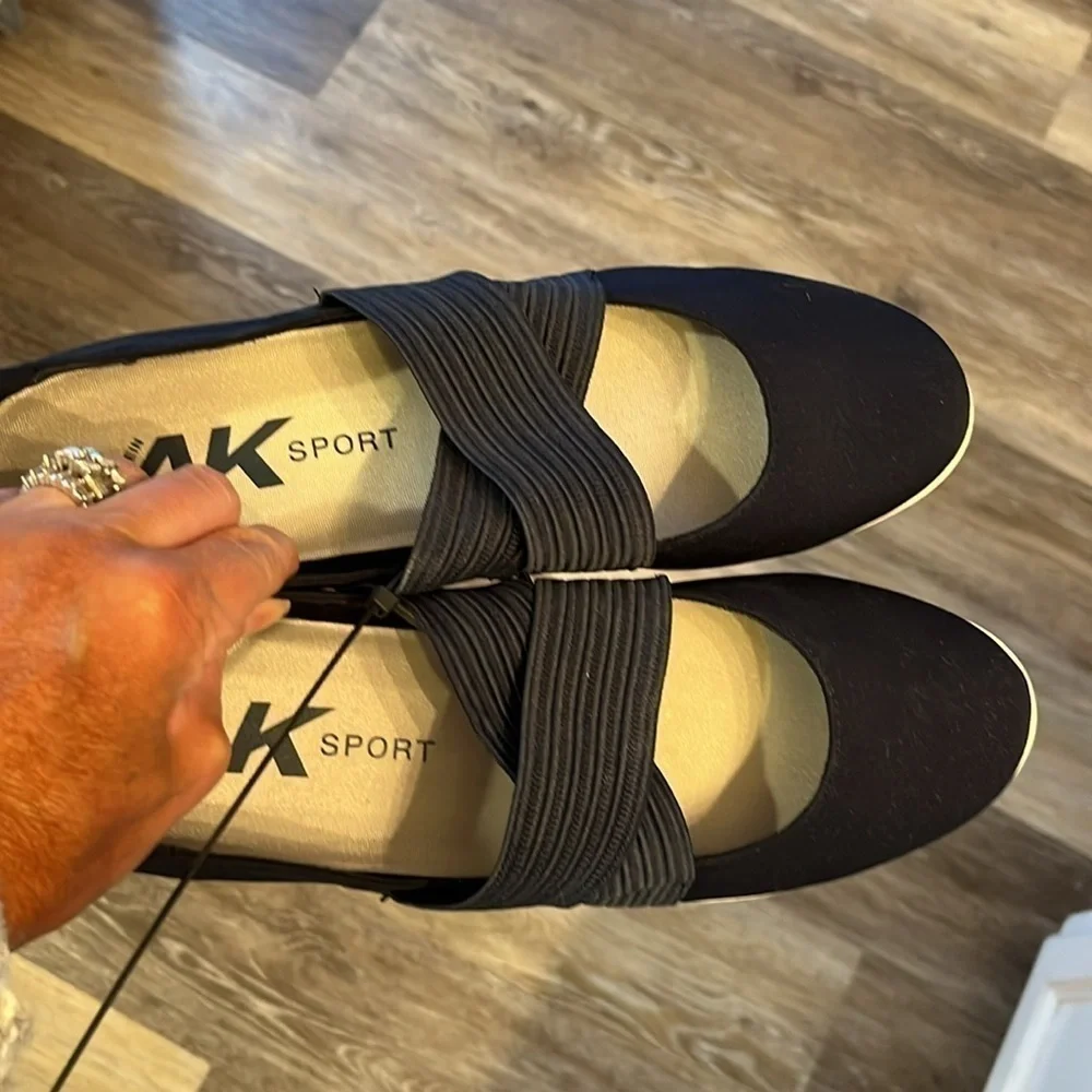 Anne Klein AK Akzansa Mary Jane’s comfort loafers slip ons size 10 NEW navy